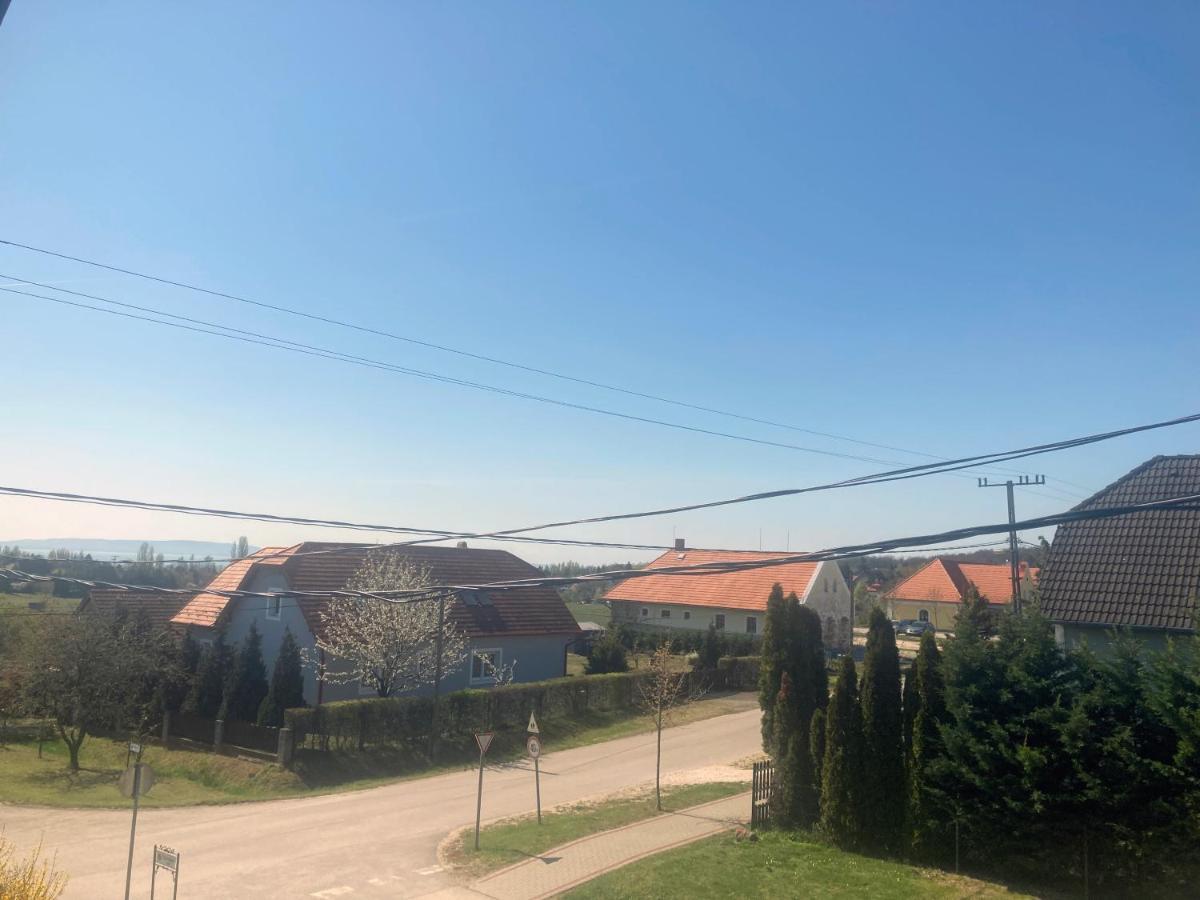 Karádi apartman Zanka Bagian luar foto